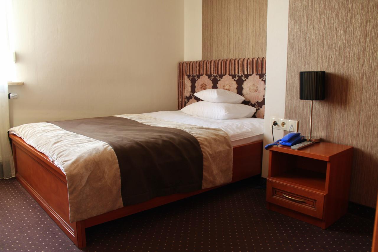Hotel Linder Malnia エクステリア 写真