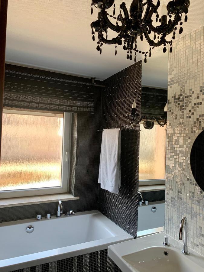 Hotel Linder Malnia エクステリア 写真
