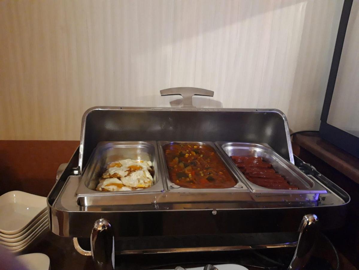 Hotel Linder Malnia エクステリア 写真